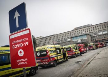 ambulancias-hospital-portugal