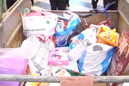 recogida-juguetes-hermandad-rocio-2017
