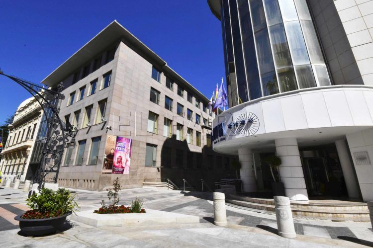 hotel-puerta-africa-palacio-asamblea-ayuntamiento-gran-via