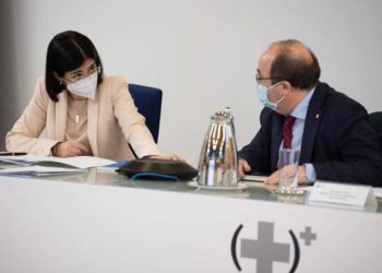 ministra-sanidad-carolina-darias-ministro-iceta
