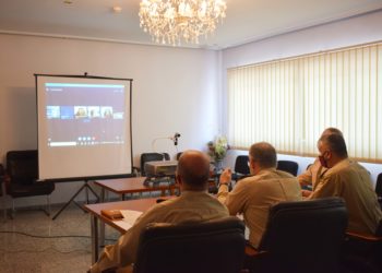 reunion-premiados-carta-militar-español-1