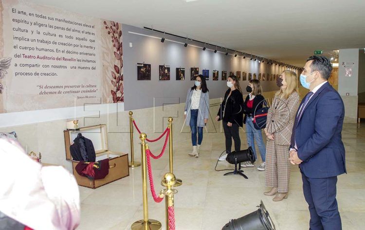 exposicion-decimo-aniversario-teatro-auditorio-revellin-2