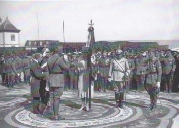 entrega-primera-bandera-legion