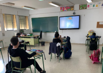 maestros-biblioteca-actividad-dia-libro-csif-5