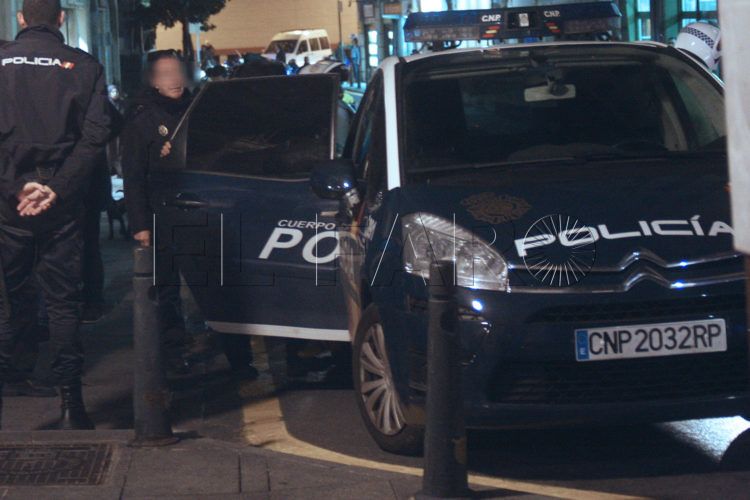 policia-nacional-cnp-vehiculo