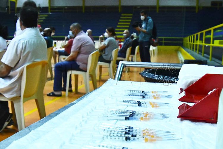 jeringuillas-vacunacion-pabellon-libertad