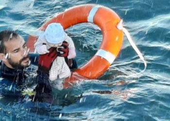 juan-francisco-guardia-civil-rescate-bebe-