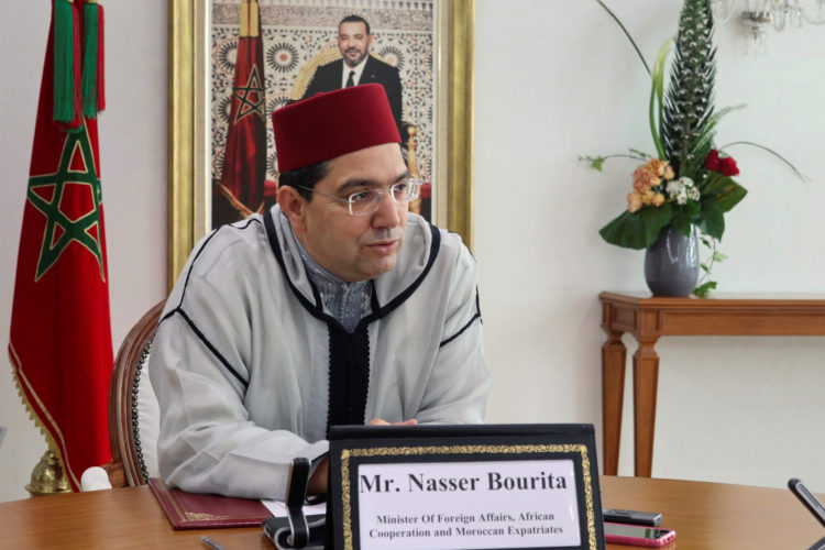 RABAT, 01/05/2021.- El ministro marroquí de Exteriores, Nasar Burita, durante la entrevista concedida a Efe. Marruecos se pregunta si España "desea sacrificar su relación bilateral" por el caso de Brahim Ghali, y sigue esperando "una respuesta satisfactoria y convincente" sobre ese asunto por parte del Gobierno español, dijo el Nasar Burita. El ministro marroquí recalcó que su país aún no ha recibido de Madrid respuestas a las preguntas que planteó el pasado fin de semana en un comunicado público en referencia a la hospitalización del líder del Polisario, enfermo de covid, en España, un ingreso que la ministra española de Exteriores justificó "por razones humanitarias". EFE/Fatima Zohra Bouaziz
--
Javier Otazu Elcano.