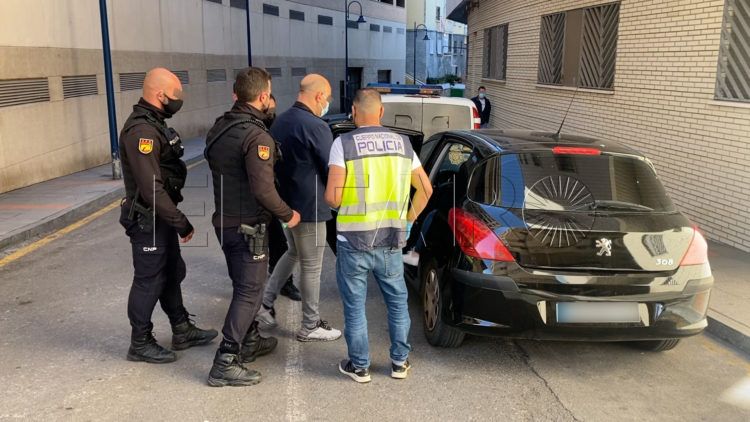 operacion-policia-nacional-detenidos-registros-16