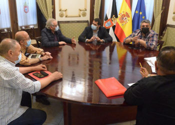 reunion-taxistas-alejandro-ramirez-yamal-dris