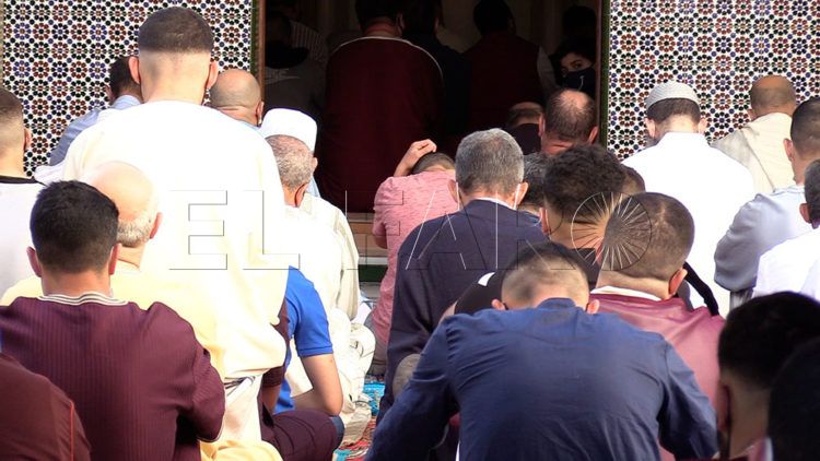 rezo-mezquita-fin-ramadan-2021-6