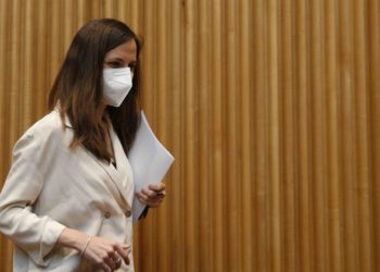 Ione Belarra conparece en la Comisión de Derechos de la Infancia y Adolescencia