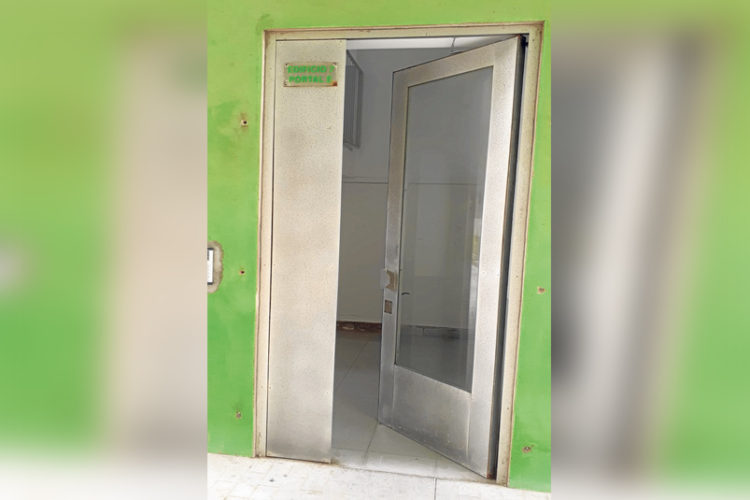 loma-colmenar-puerta