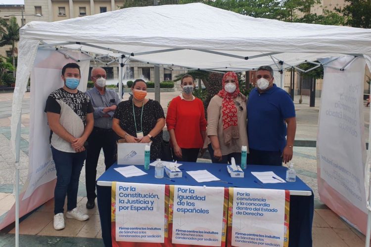 pp-recogida-firmas-contra-indultos1