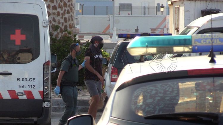 roban-embarcacion-puerto-deportivo-inmigrantes-16