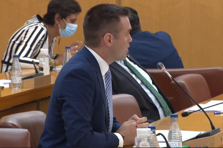 carlos-verdejo-vox-pleno-julio