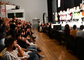 carnaval-revellin-teatro