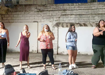 ensayo-agrupacion-carnaval-comparsa-2