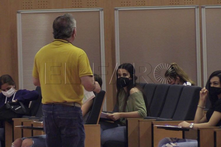 selectividad-interior-alumnos