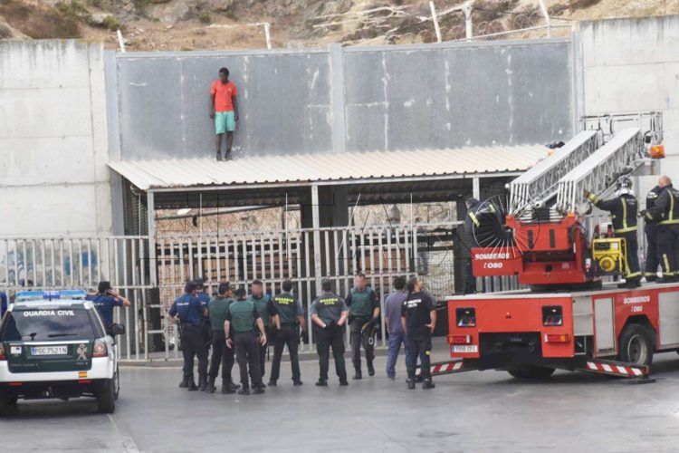 subsahariano-techo-tarajal