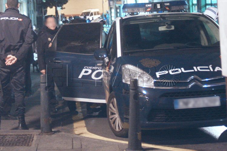 coche policia nacional - El Faro de Melilla