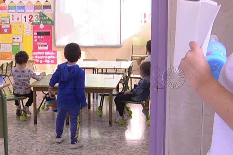 alumnos-entrada-clase-aula