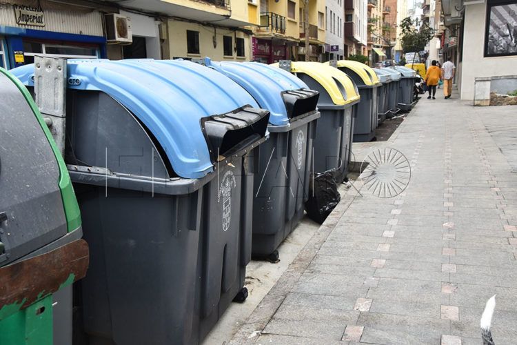 contenedores-calle-antioco-3