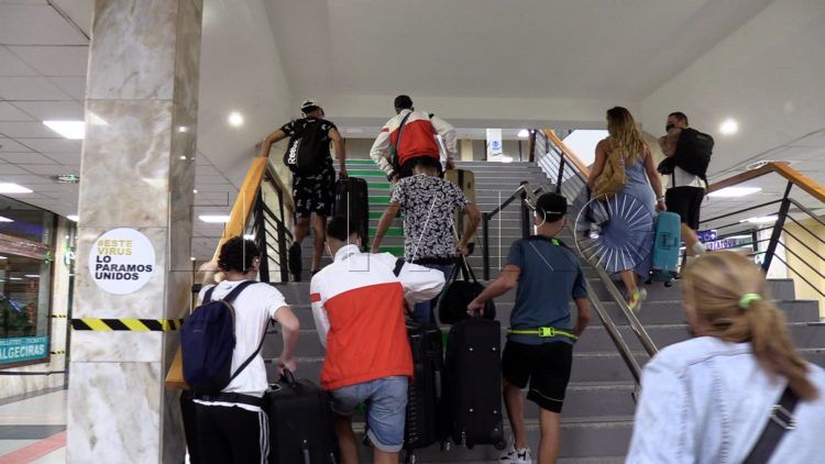 menores-mena-puerto-rumbo-navarra-11