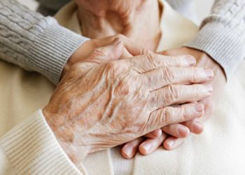 Mayores-adjudicacion-ayudas-domicilio-Cruz-Blanca