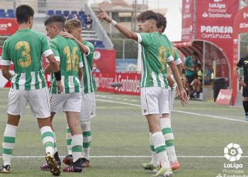 alex-mora-betis-ficha-madrid