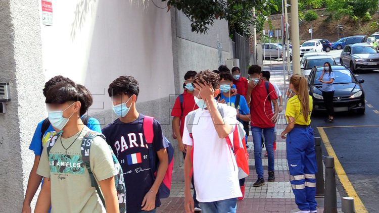 menores-mena-camoens-educacion-10
