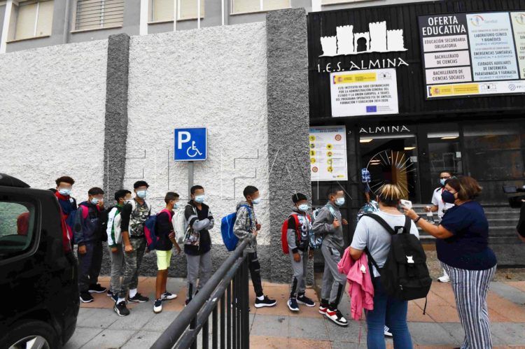 menores-mena-ies-almina-clases-aula-3