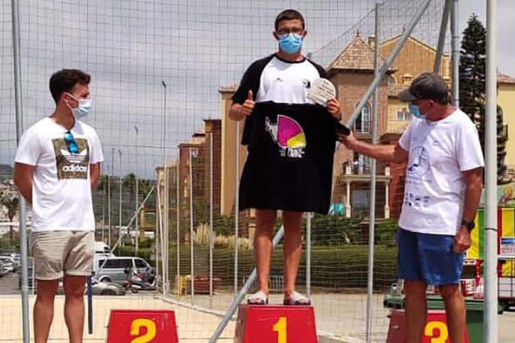 nacho-gaitan-travesia-nado-solidaria-faro-torrox