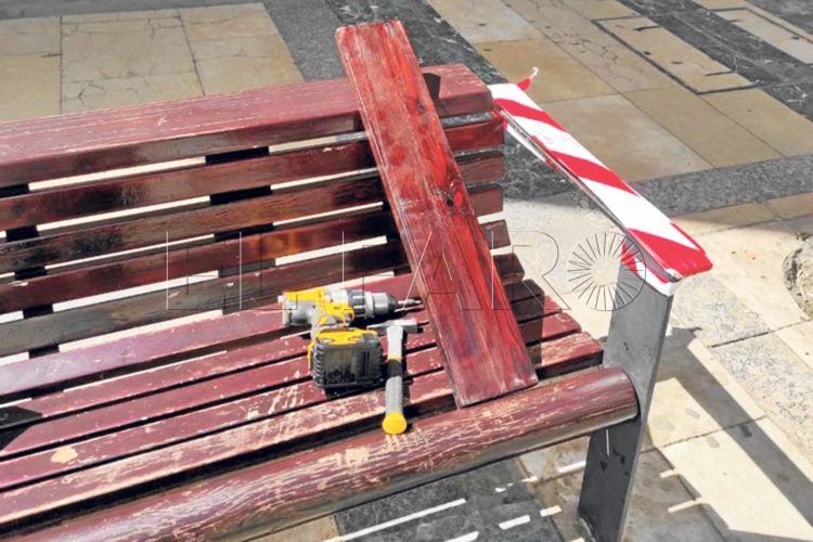 reparacion-mobiliario-urbano-revellin