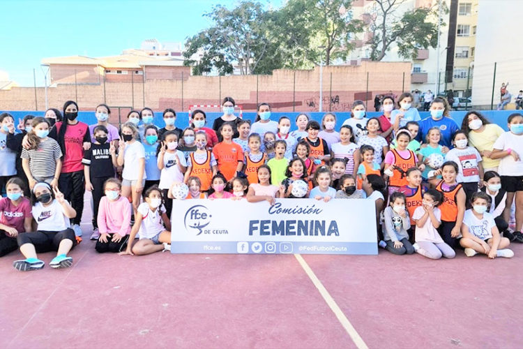 escuela-futbol-femenino-poligono