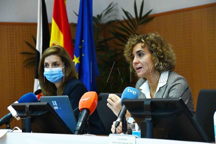 dolors-montserrat-pp-parlamento-europeo-1