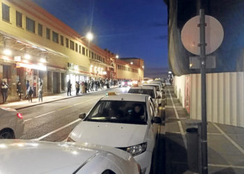 parada-taxis-vitori-goñalons