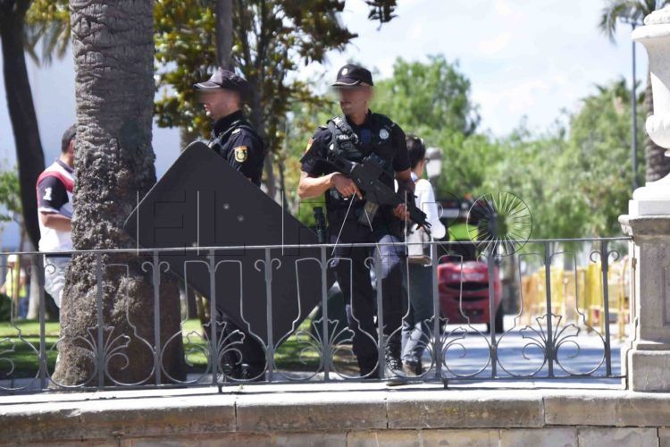 policia-nacional-calle