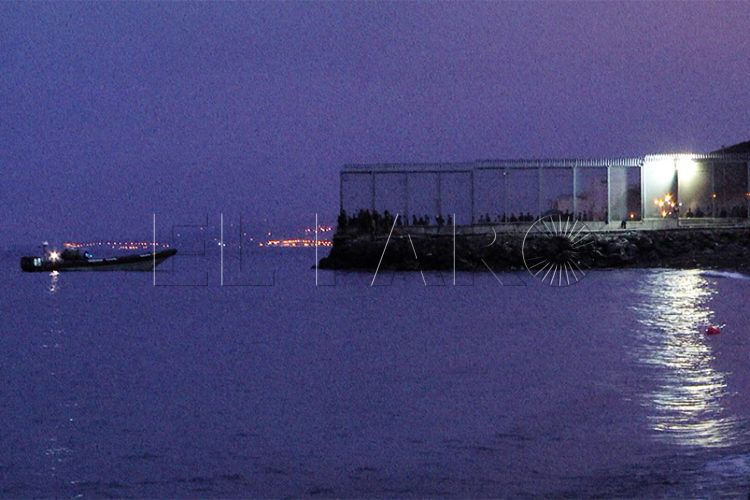 espigon-tarajal-noche