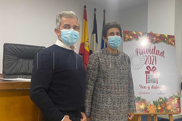 kissy-camara-comercio-campana-navidad