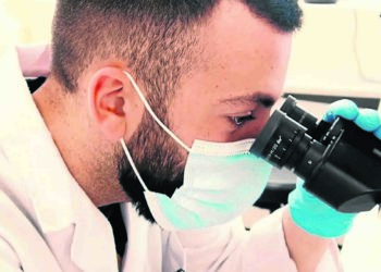 manuel-perez-investigador-ceuti-cancer