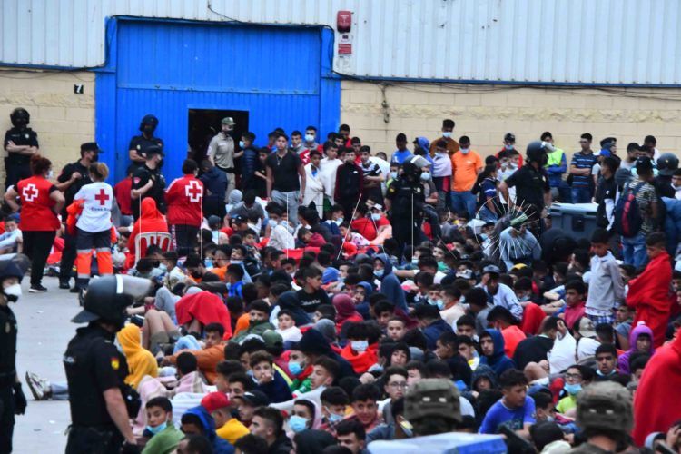 menores-poligono-tarajal-entrada-masiva-mayo