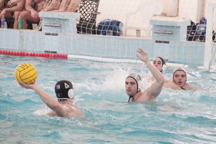 cn-caballa-pierde-encuentro-clave-premia-001