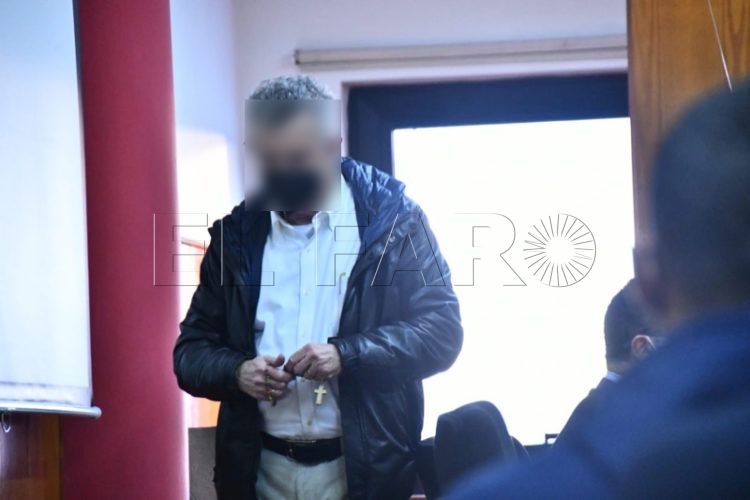 juicio-exprofesor-san-agustin-declara-007