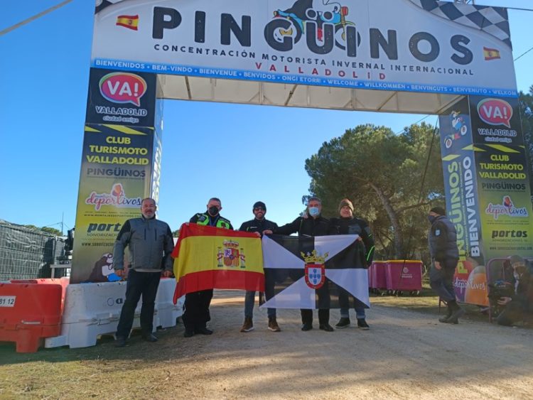 moteros-ceuties-concentracion-pinguinos-valladolid-001