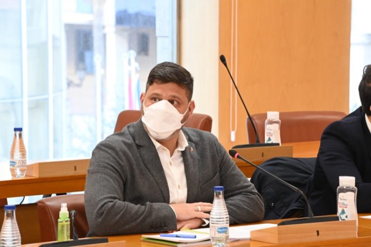 pleno-asamblea-110122-020