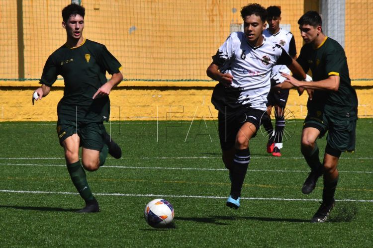 polillas-primer-triunfo-visitante