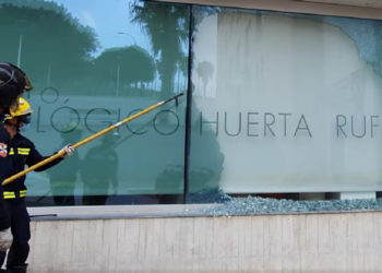 rotura-cristal-biblioteca-huerta-rufino