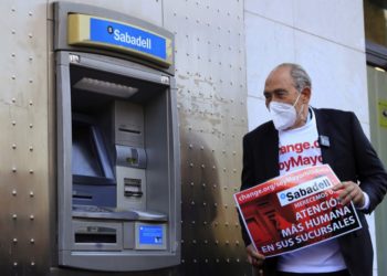 dificultades-mayores-banca-online-juan-amado-001