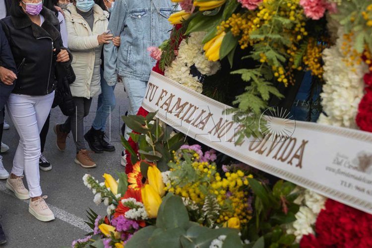 familia-no-olvida-fallecido